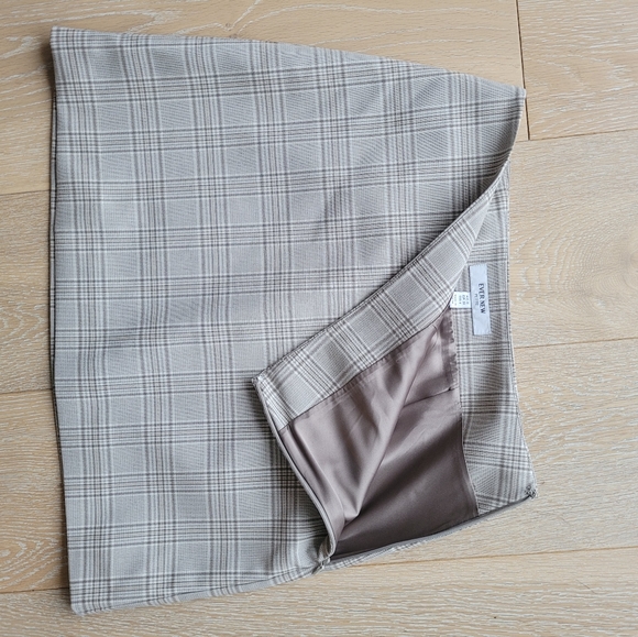 Evernew skirt - Petite size 6 - Picture 3 of 4